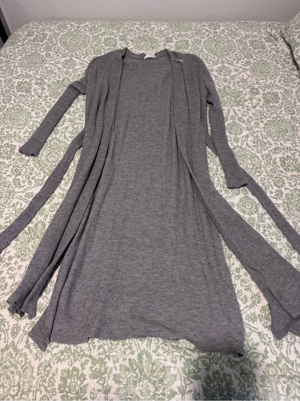 Sadie & Sage Gray Long Knit cardigan